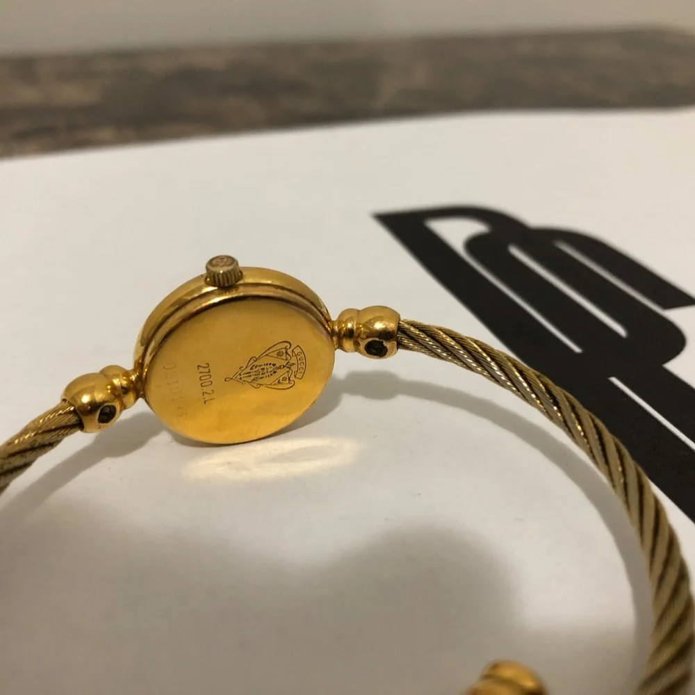 Gucci 2047.1L Gold-Plated Rope Cable Watch - Picture 5 of 5